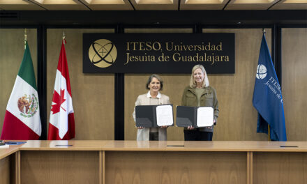 Firma ITESO convenio de cooperación académica con el Douglas College de Canadá